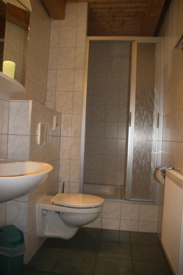 Pension Zum Yachthafen Waren  Exterior photo