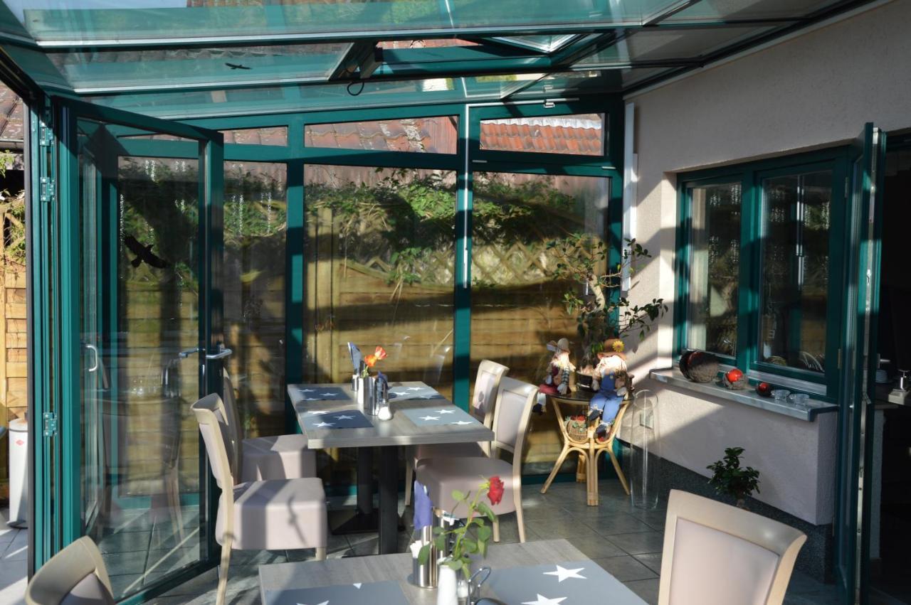 Pension Zum Yachthafen Waren  Exterior photo